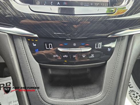 Used 2021 Cadillac XT6 Premium Luxury AWD/4WD image 23