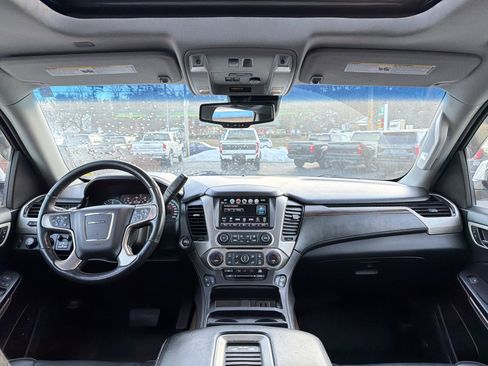 Used 2019 GMC Yukon Denali w/ Denali Ultimate Package image 13