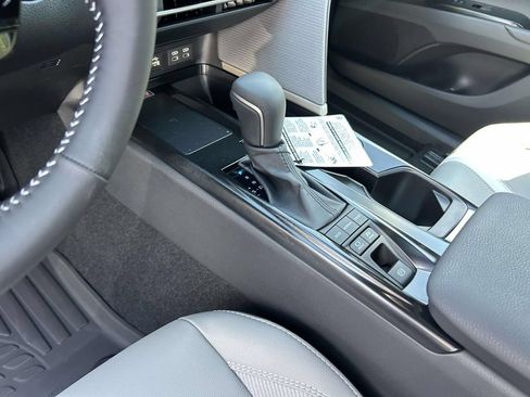 New 2026 Toyota Camry SE FWD image 19