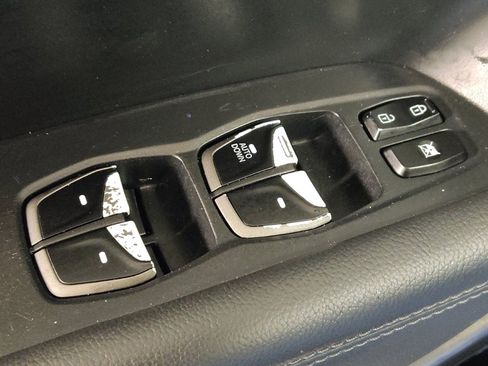 Used 2018 Hyundai Santa Fe Sport AWD/4WD image 27