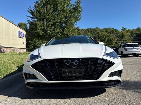 Used 2020 Hyundai Sonata Limited FWD image 2