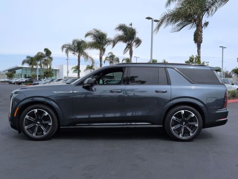 Used 2026 Cadillac Escalade IQL Sport 2 image 7