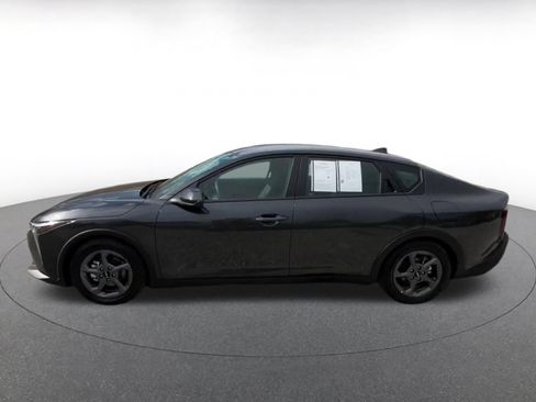 Used 2025 Kia K4 FWD image 8