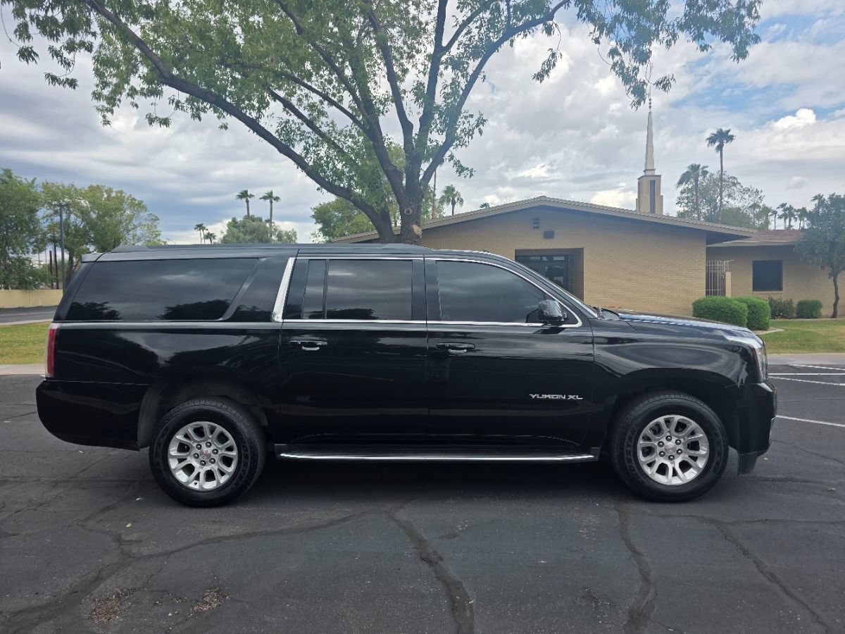 Used 2018 GMC Yukon XL SLT RWD image 3