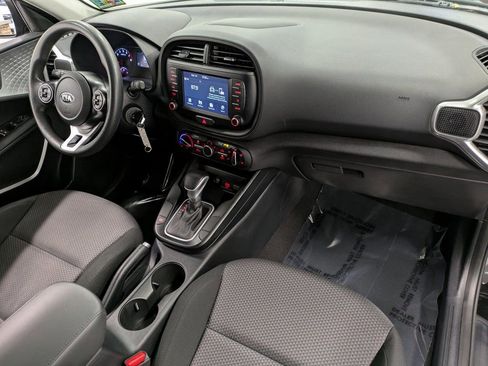 Used 2020 Kia Soul LX image 30