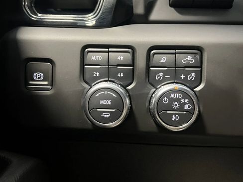 Used 2024 GMC Sierra 1500 AT4X AWD/4WD image 44