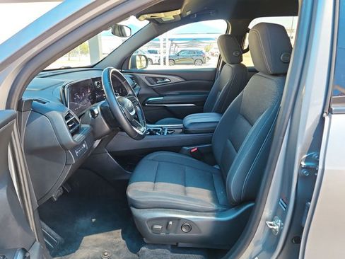 Used 2024 Chevrolet Traverse LT AWD/4WD image 22