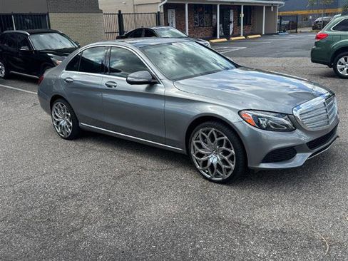 Used 2015 Mercedes-Benz C 300 4MATIC Sedan image 5