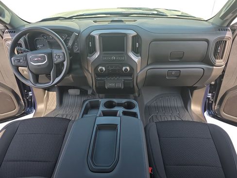 Used 2022 GMC Sierra 1500 Pro w/ Sierra Value Package AWD/4WD image 9