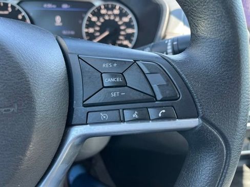 Used 2025 Nissan Altima 2.5 SV FWD image 24