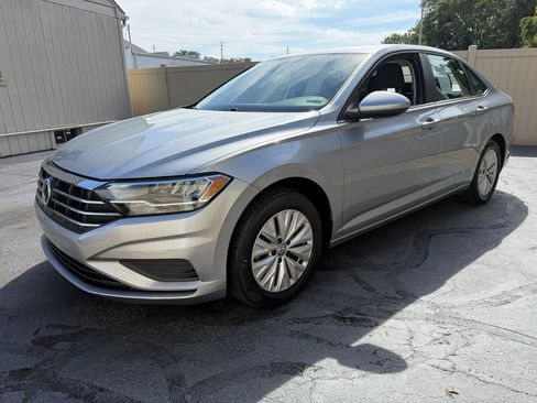 Used 2019 Volkswagen Jetta S w/ Driver Assistance Package FWD image 8