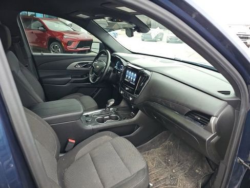 Used 2023 Chevrolet Traverse LT w/ LPO, Floor Liner Package image 31