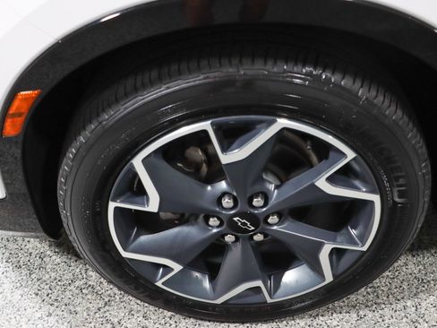 Used 2019 Chevrolet Blazer RS FWD image 11