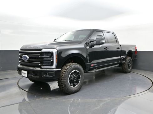 New 2026 Ford F250 Platinum w/ Tremor Off-Road Package image 27