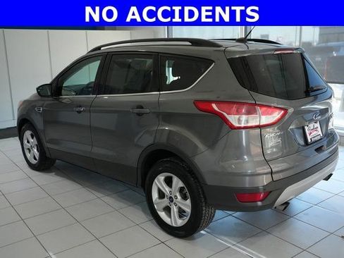 Used 2014 Ford Escape SE w/ Equipment Group 201A image 4