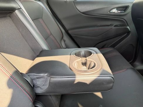 Used 2024 Chevrolet Equinox RS FWD image 17