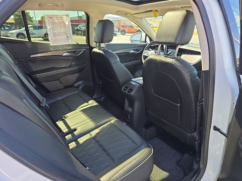 Certified 2023 Buick Envision Avenir AWD/4WD image 28