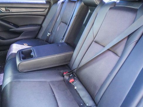Used 2019 Honda Accord Sport image 16