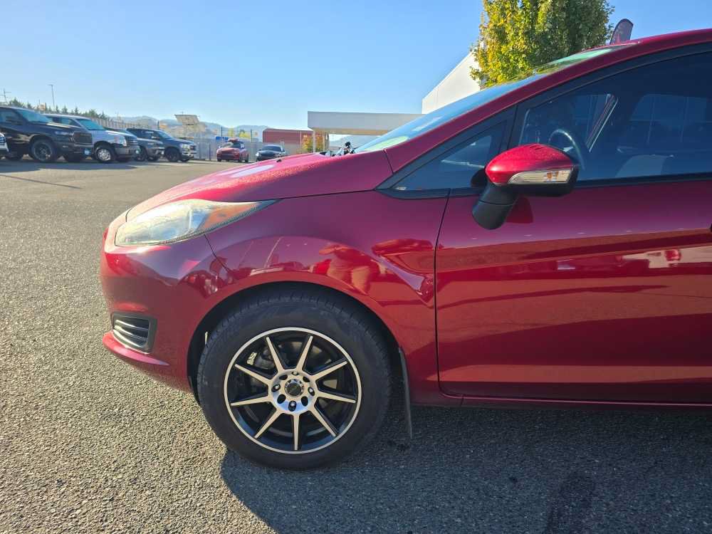 Used 2016 Ford Fiesta SE FWD image 13