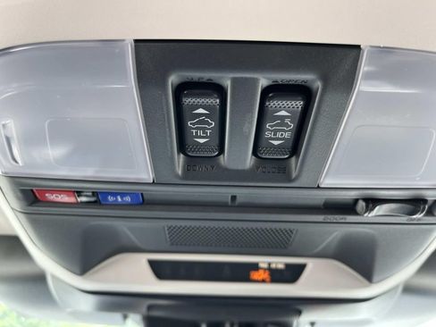 Certified 2025 Subaru Crosstrek 2.5i Limited w/ Crosstrek Mirror Package AWD/4WD image 16
