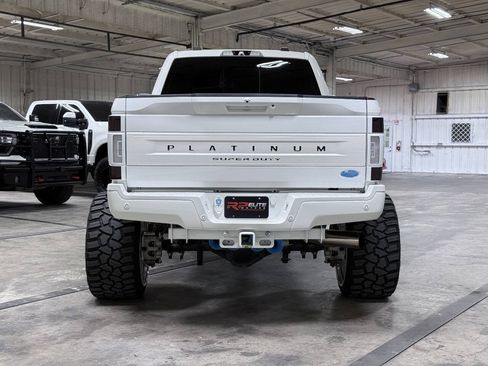 Used 2020 Ford F350 Platinum w/ FX4 Off-Road Package AWD/4WD image 4