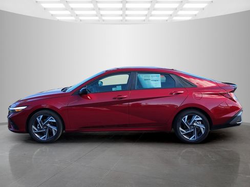 New 2025 Hyundai Elantra Sport image 2