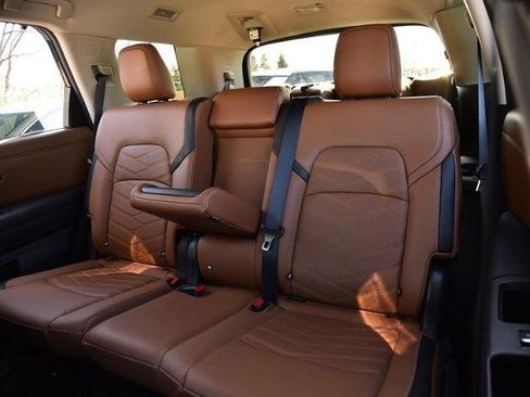 Certified 2024 Nissan Pathfinder Platinum w/ Cargo Package image 27