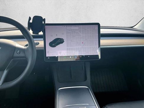 Used 2021 Tesla Model 3 Long Range AWD/4WD image 8