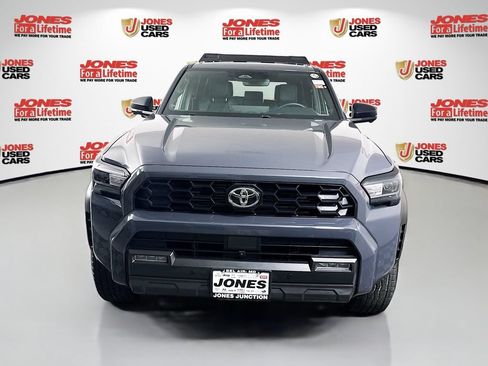 Used 2025 Toyota 4Runner TRD Off-Road Premium AWD/4WD image 14