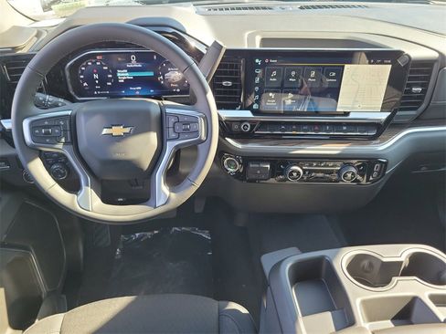 New 2026 Chevrolet Silverado 1500 LT image 4