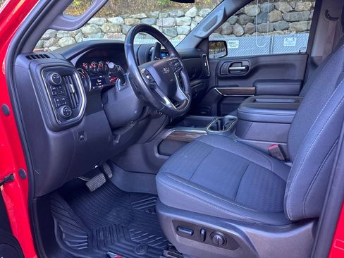 Certified 2020 Chevrolet Silverado 1500 RST image 24