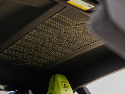Used 2025 Lamborghini Revuelto AWD/4WD image 56