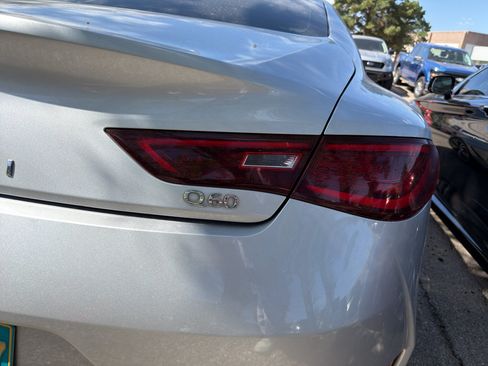 Used 2018 INFINITI Q60 3.0t Luxe AWD/4WD image 4