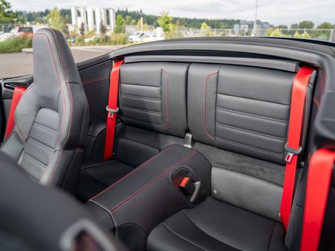 Certified 2025 Porsche 911 Carrera 4 GTS AWD/4WD image 24