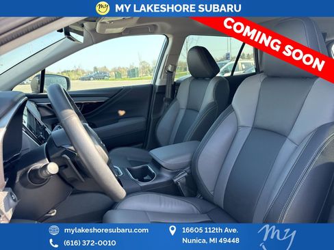 Used 2025 Subaru Outback Onyx Edition AWD/4WD image 13