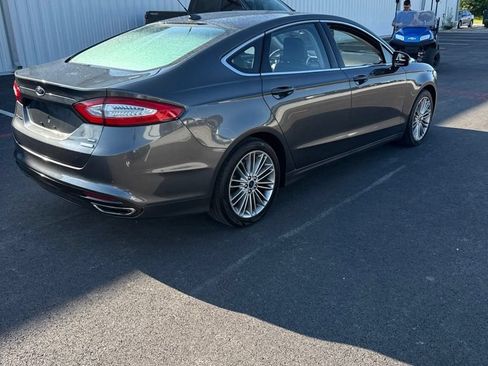 Used 2015 Ford Fusion SE w/ Equipment Group 202A FWD image 3