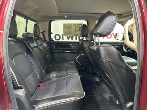 Used 2019 RAM 1500 Laramie image 15