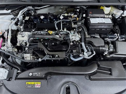 Certified 2025 Toyota Corolla LE image 30