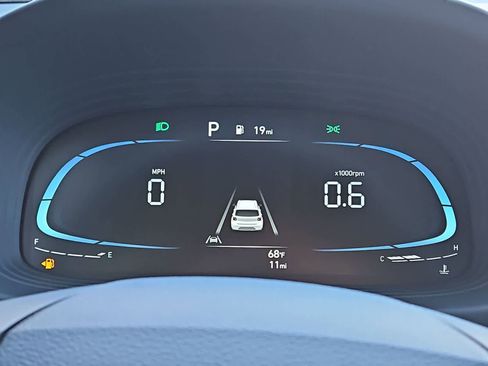 New 2026 Hyundai Venue SEL FWD image 22