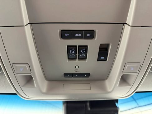 Used 2019 Chevrolet Silverado 2500 LTZ w/ Duramax Plus Package AWD/4WD image 28