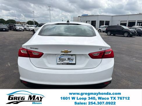 Used 2016 Chevrolet Malibu LS FWD image 4