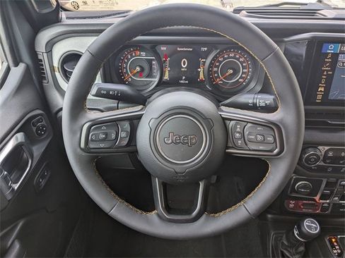 Certified 2024 Jeep Gladiator Sport image 15