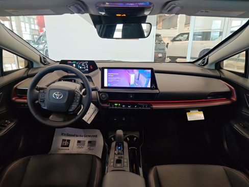 New 2026 Toyota Prius Plug-In Hybrid image 33