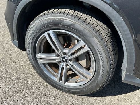 Used 2021 Mercedes-Benz GLC 300 4MATIC w/ Driver Assistance Package image 8