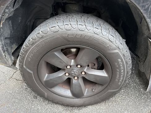 Used 2018 RAM 1500 Big Horn AWD/4WD image 12