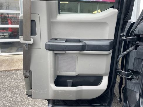 Used 2018 Ford F250 XL w/ Power Equipment Group image 13