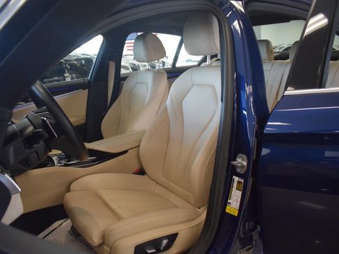 Used 2019 BMW 530i w/ Convenience Package image 54