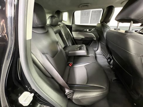 Used 2022 Jeep Compass Latitude AWD/4WD image 24