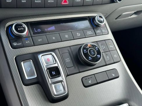 Used 2024 Hyundai Palisade SEL AWD/4WD image 18