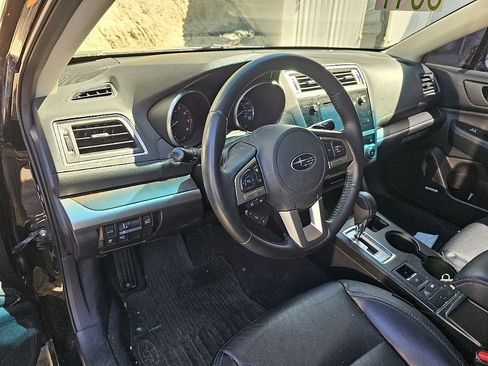 Used 2017 Subaru Outback 3.6R Limited w/ Popular Package #5 image 15